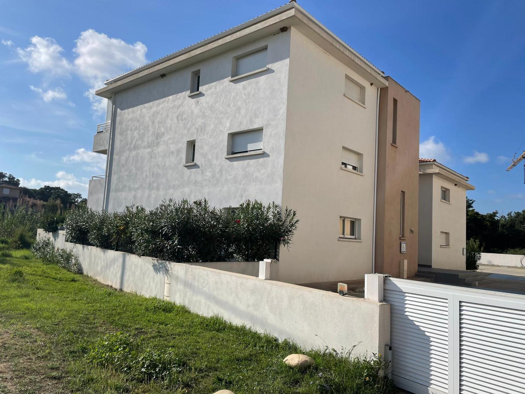 Charmant 2 Piece Tout Equipe Climatise Sainte-Lucie de Porto-Vecchio Ngoại thất bức ảnh
